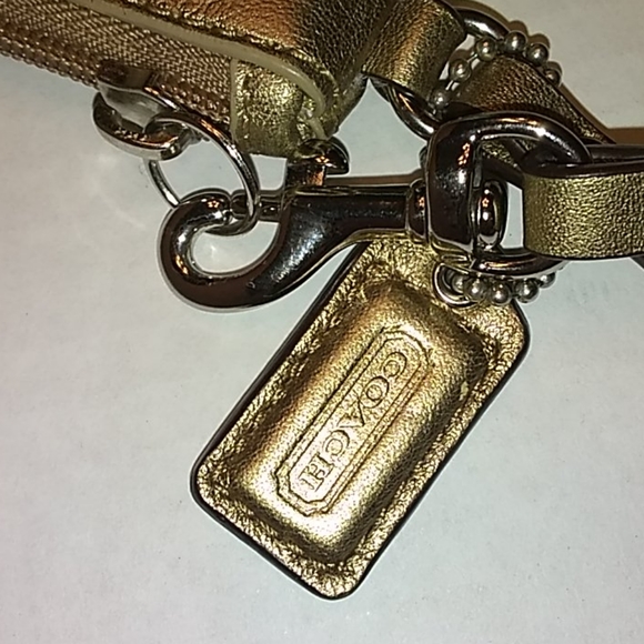 Coach wristlet. - Picture 3 of 11